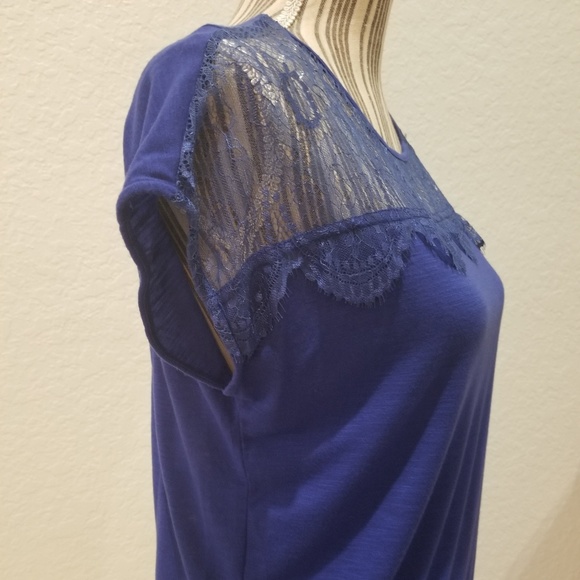 NWT Nordstrom royal blue XS top with lace front - Picture 3 of 4